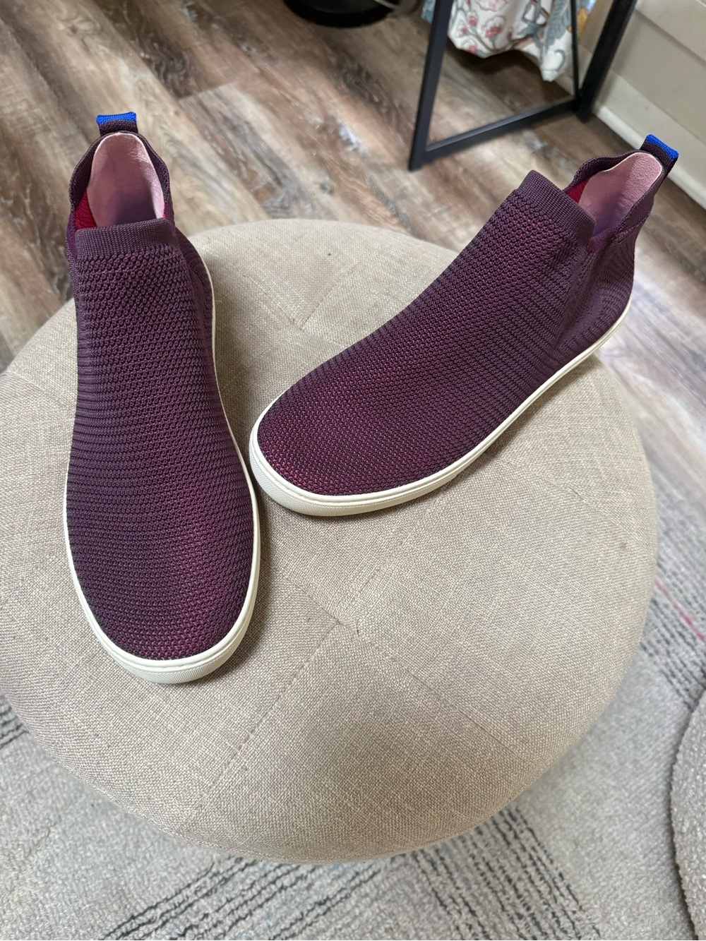 Rothys Berry Lattice Stitch Chelsea sneaker boot 11.5